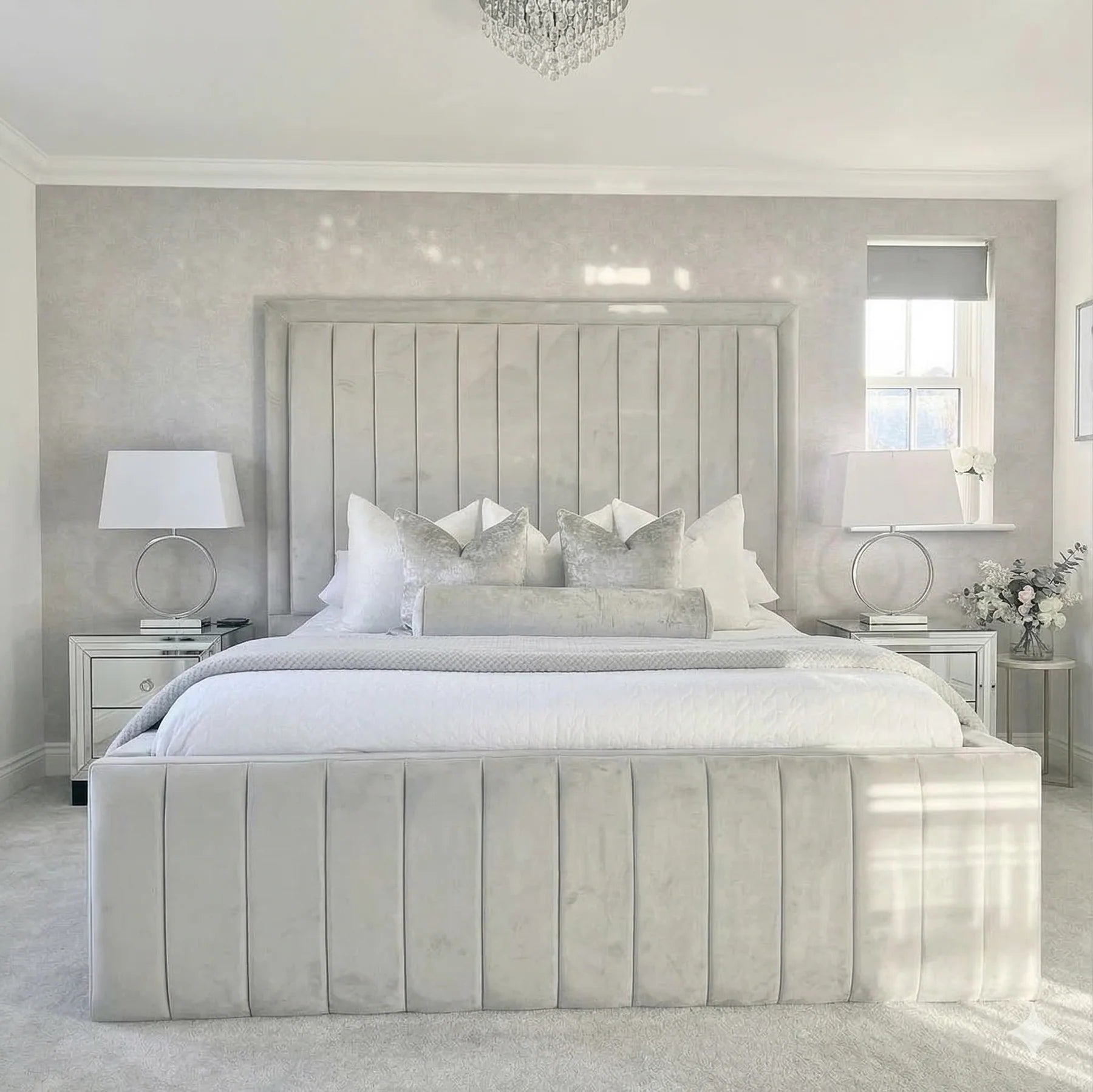 Luxiana Luxury Bed